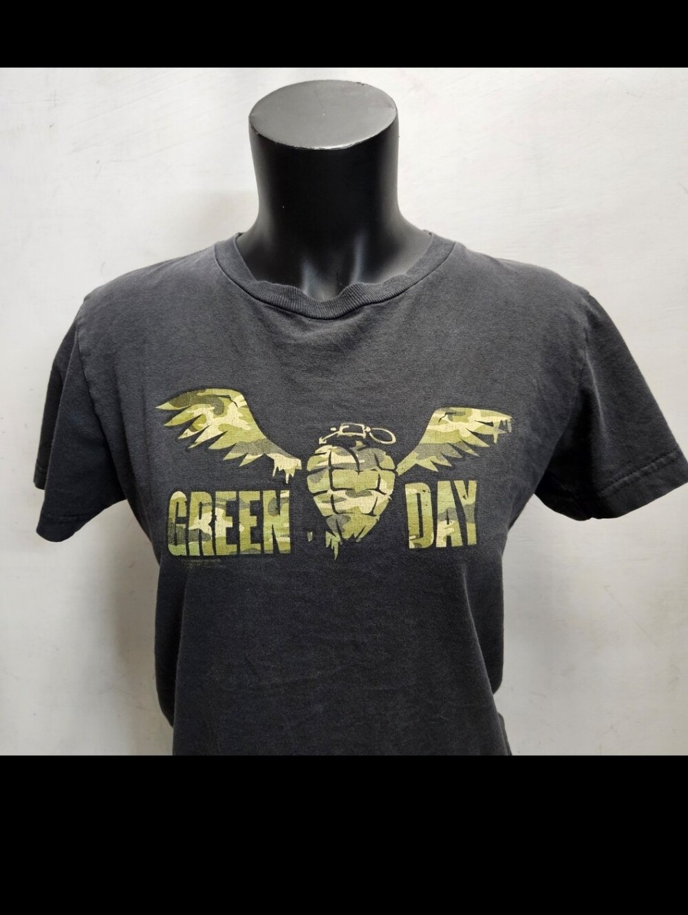 Green Day grenade logo punk graphic tee shirt Cinder Block youth XL adult small